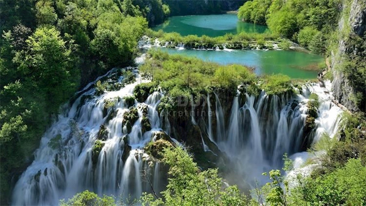 Zemljište Na prodaju - LIČKO-SENJSKA PLITVIČKA JEZERA