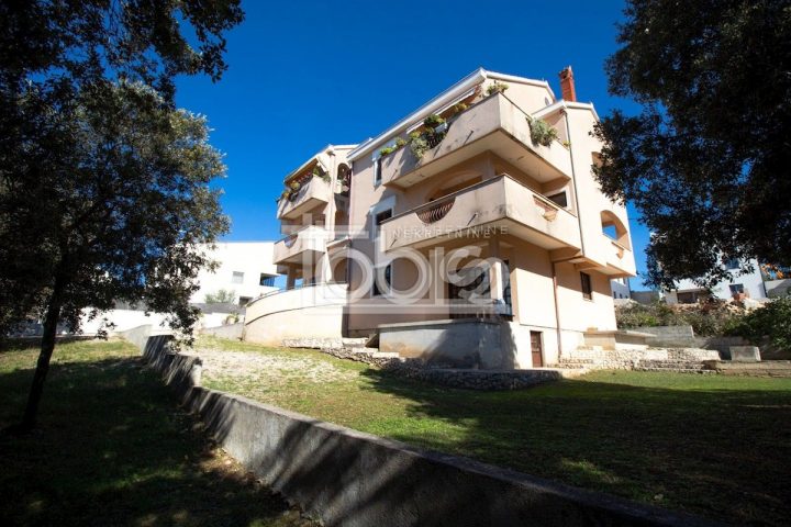 Casa in vendita 600 m² – Kožino