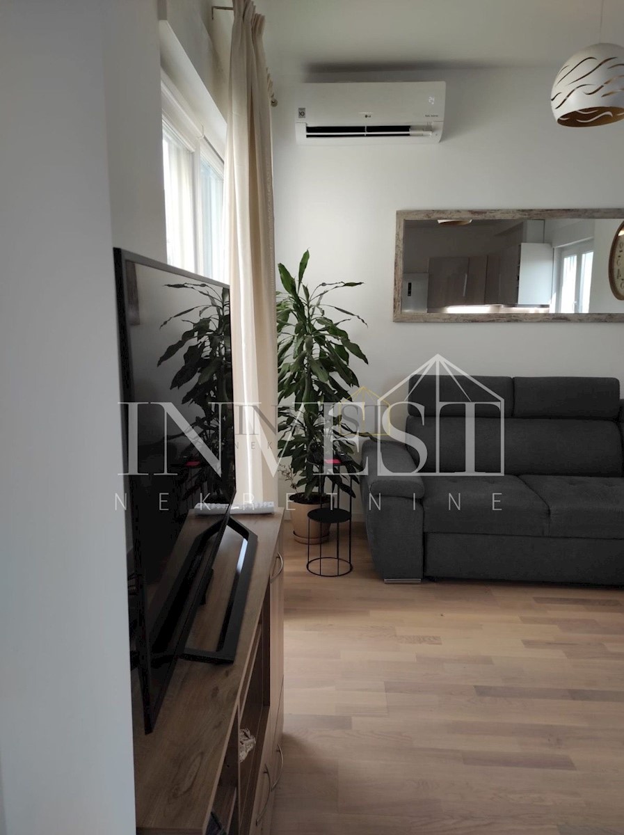 Flat For sale - SPLITSKO-DALMATINSKA SPLIT