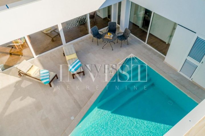 Casa in vendita 200 m² – Nerežišća
