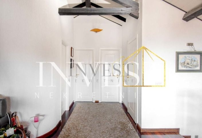 Apartmán na predaj 164 m² – Bačvice