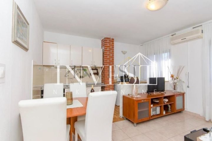 Hiša na predaj 200 m² – Supetar