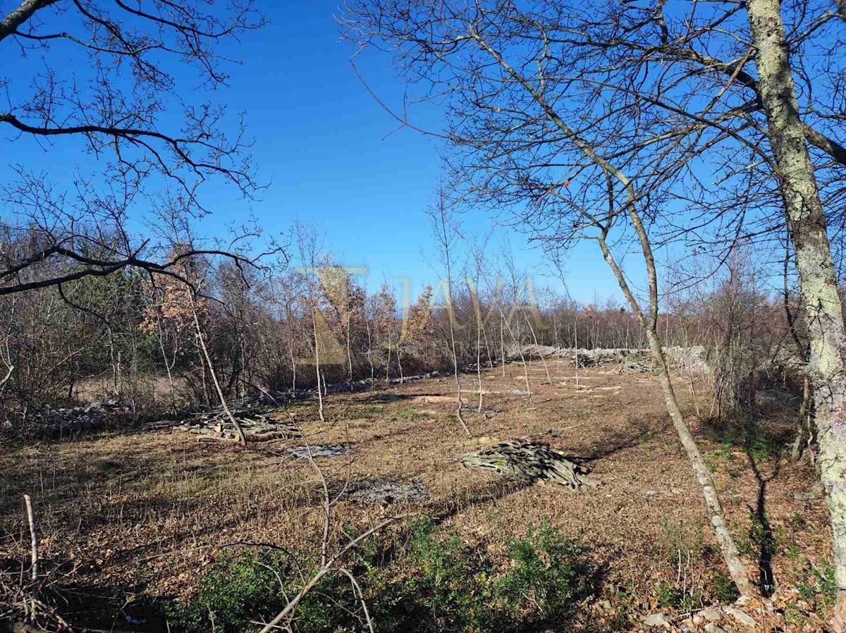 Land For sale KREMENIĆI