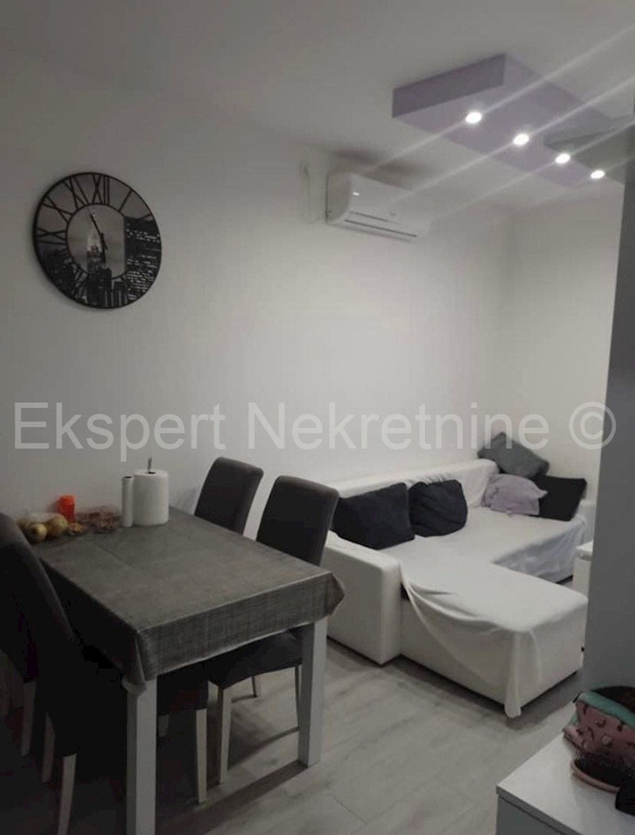 Apartment Zu verkaufen - SPLITSKO-DALMATINSKA DUGI RAT