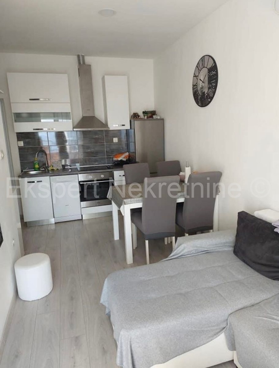 Apartment Zu verkaufen - SPLITSKO-DALMATINSKA DUGI RAT