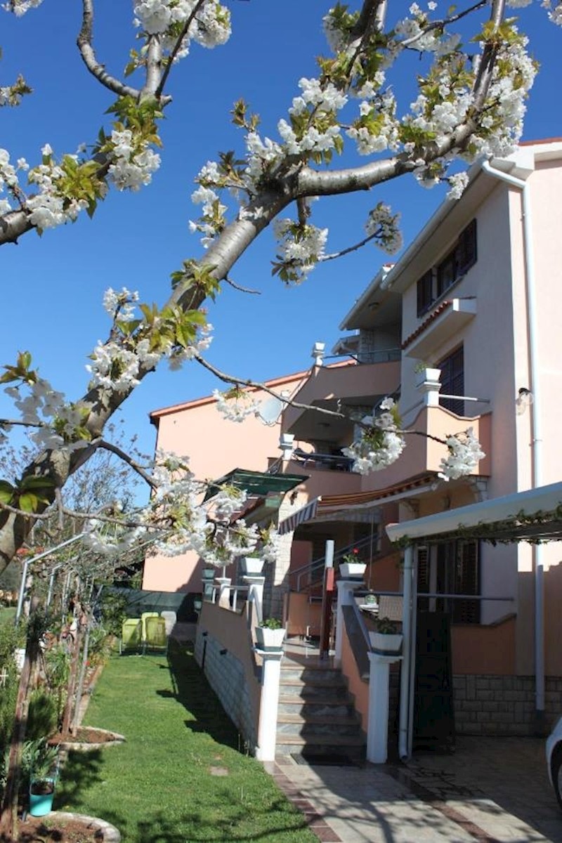 Haus Zu verkaufen - ISTARSKA FAŽANA