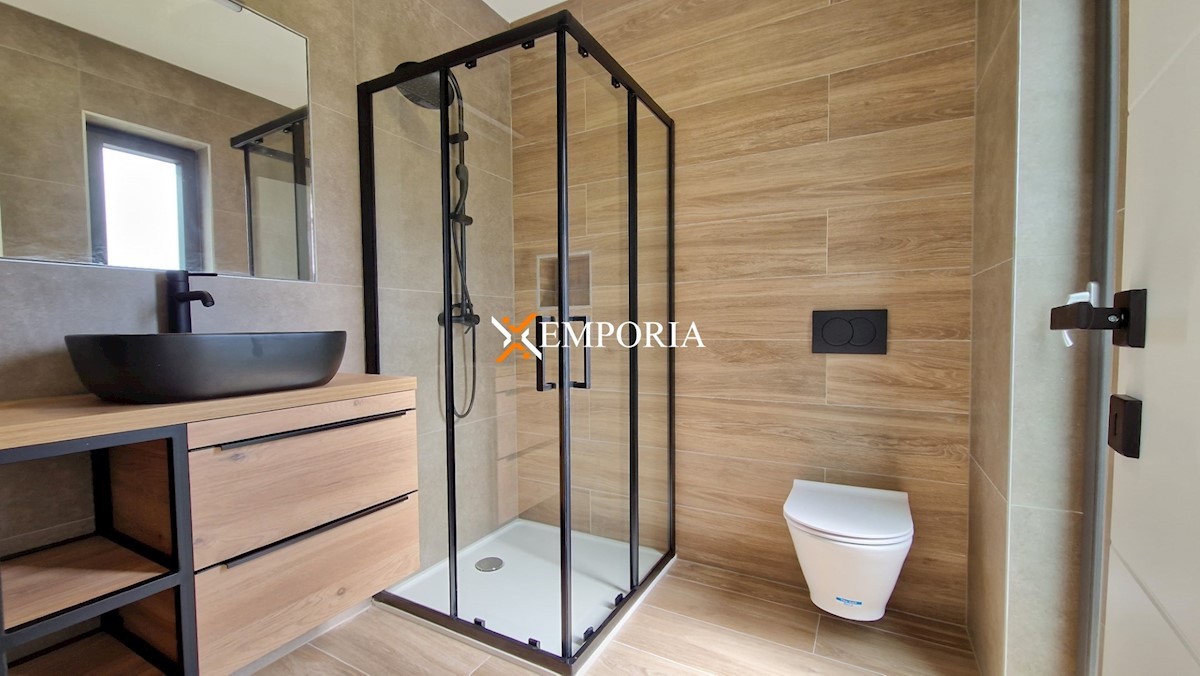 Flat For sale - ZADARSKA PRIVLAKA