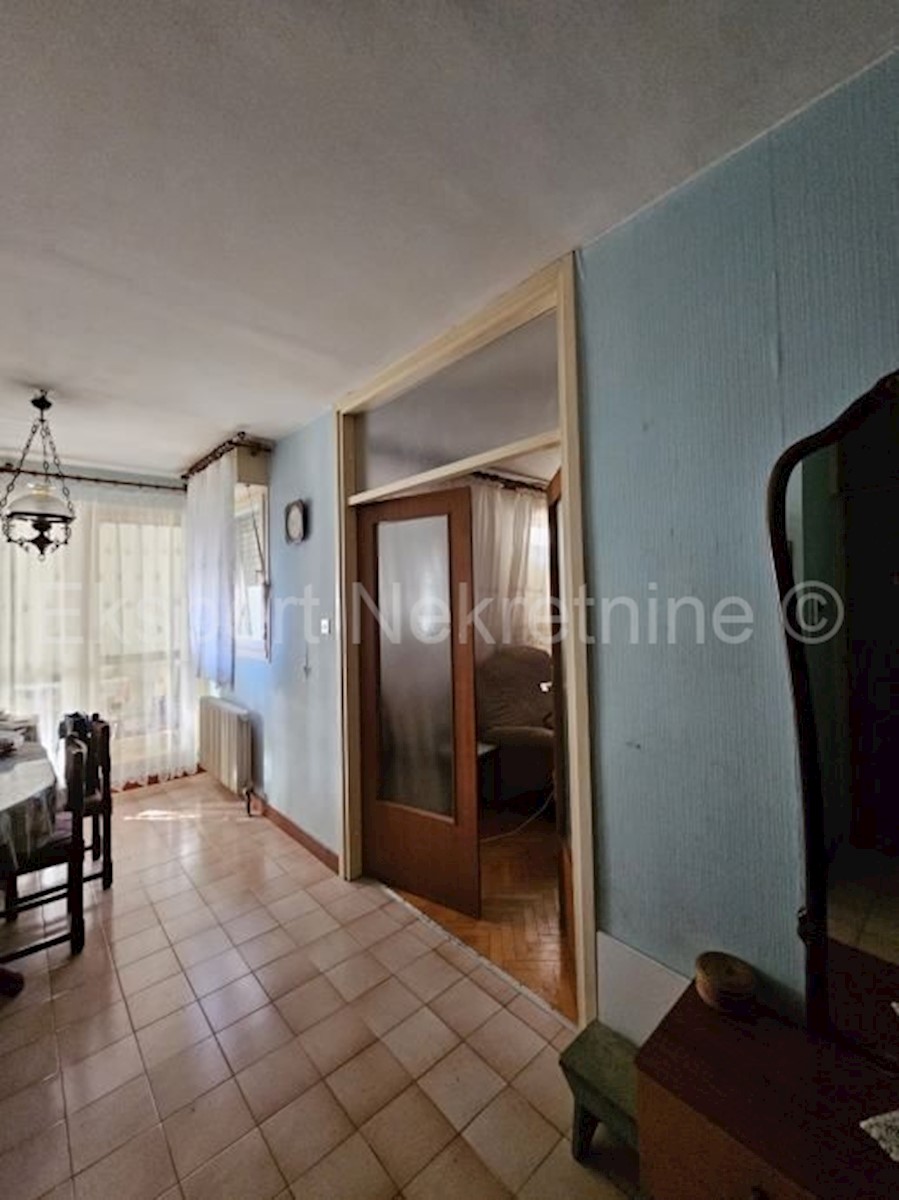 Flat For sale - SPLITSKO-DALMATINSKA SPLIT