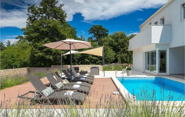 Casa in vendita 210 m² – Labin