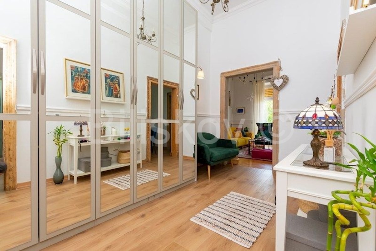 Apartma Na predaj - SPLITSKO-DALMATINSKA OMIŠ