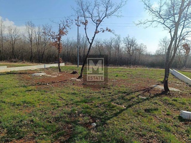 Parcela na predaj 669 m² – Poreč