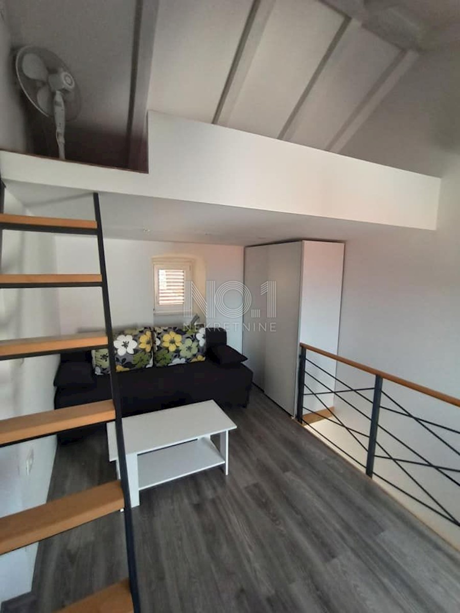 Apartment Zu verkaufen - PRIMORSKO-GORANSKA KRK