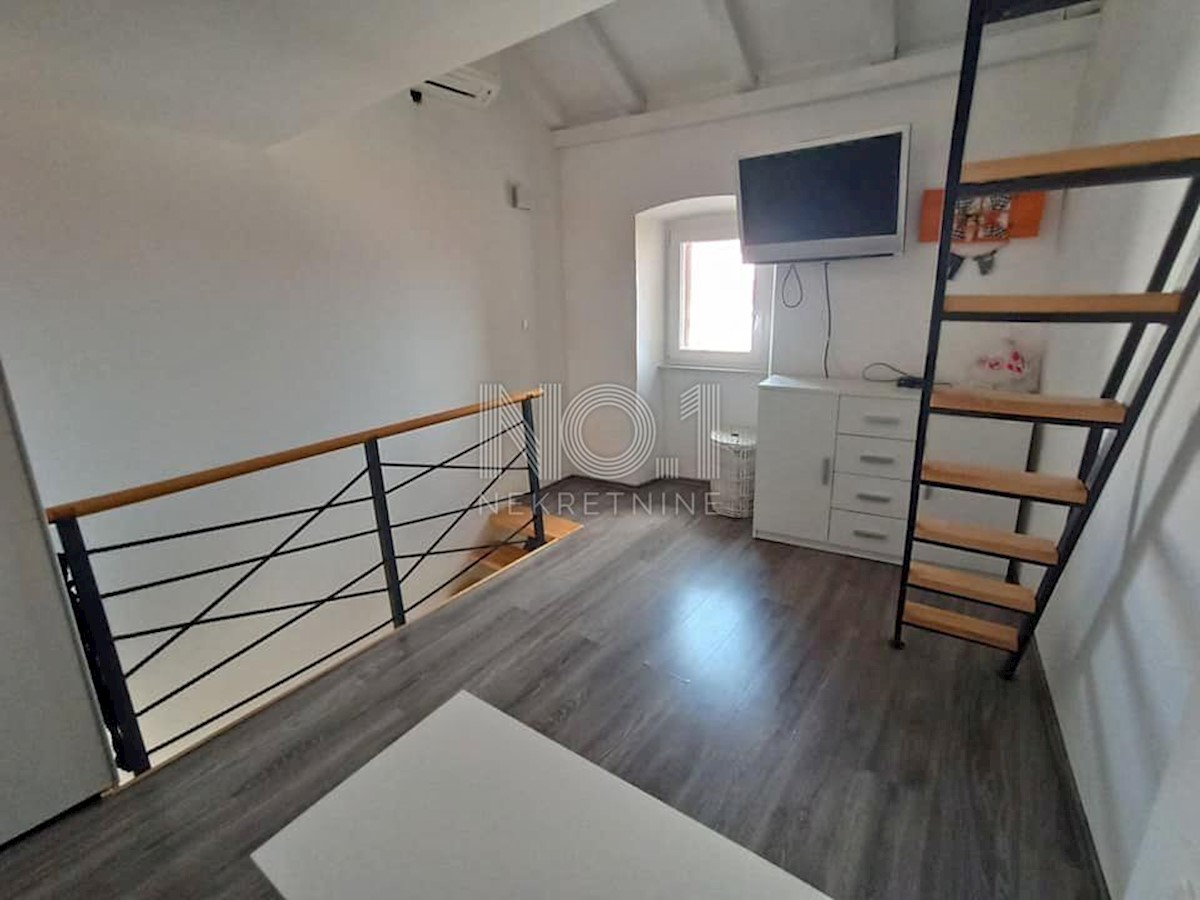 Apartment Zu verkaufen - PRIMORSKO-GORANSKA KRK