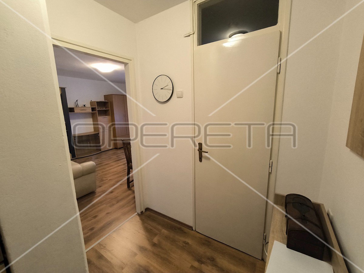 Apartmán Na prodej - KARLOVAČKA DUGA RESA