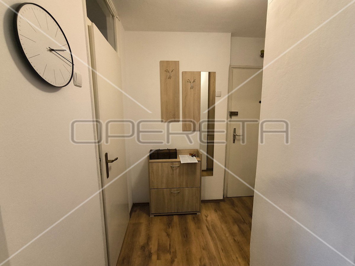 Apartmán Na prodej - KARLOVAČKA DUGA RESA