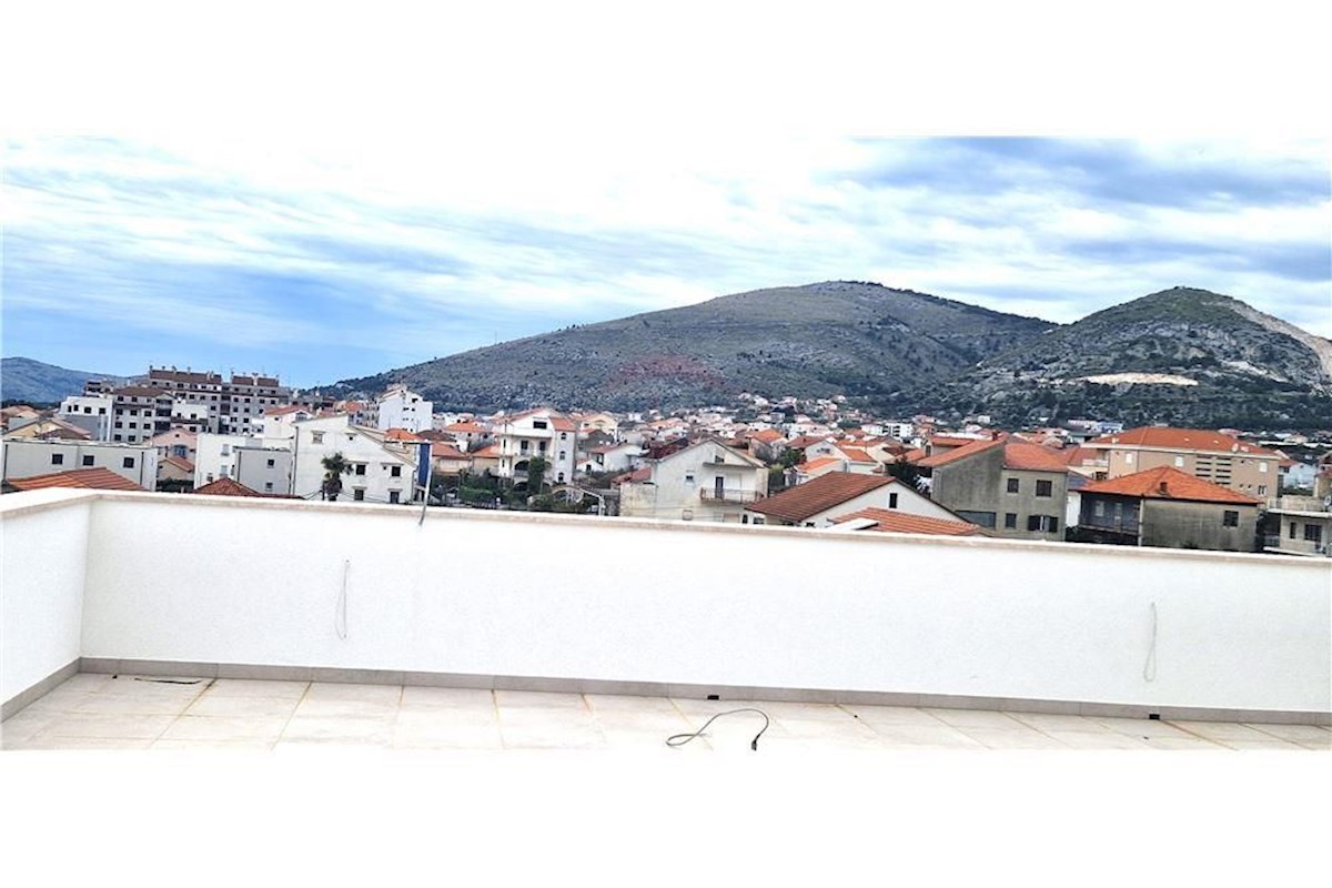 Flat For sale - SPLITSKO-DALMATINSKA TROGIR