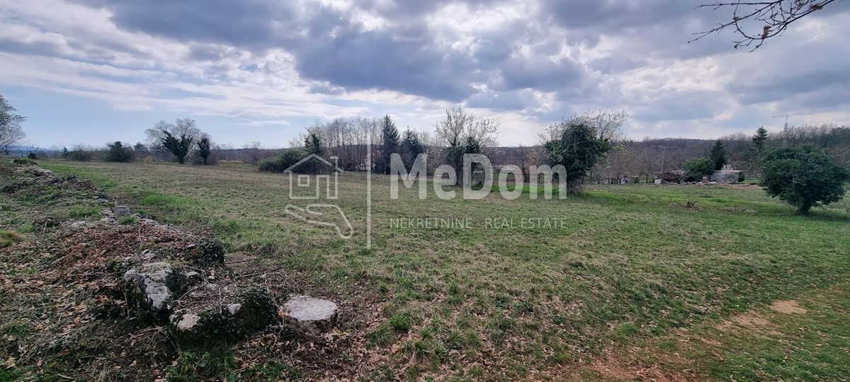 Land For sale - ISTARSKA GRAČIŠĆE