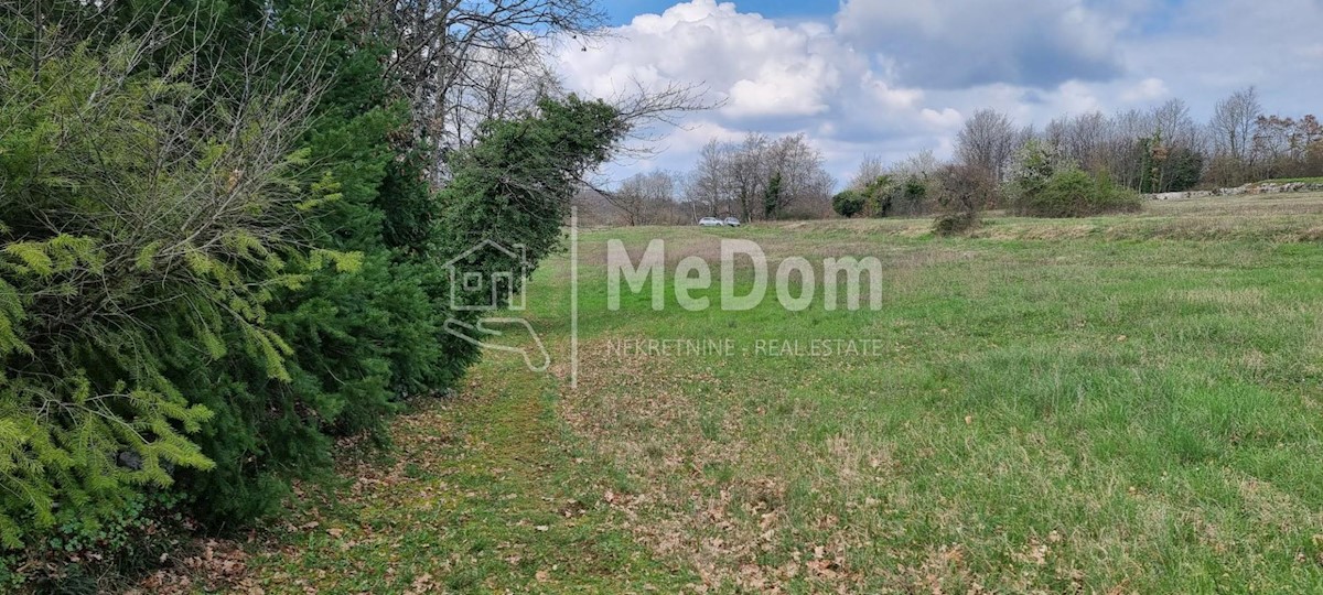 Terreno In vendita - ISTARSKA GRAČIŠĆE