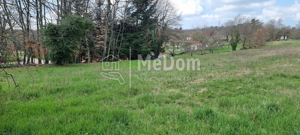 Land For sale - ISTARSKA GRAČIŠĆE