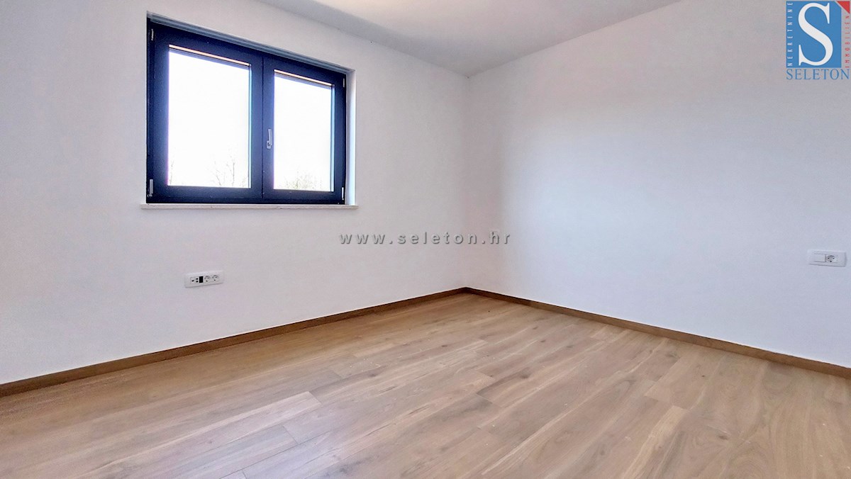 Apartmán Na predaj - ISTARSKA POREČ