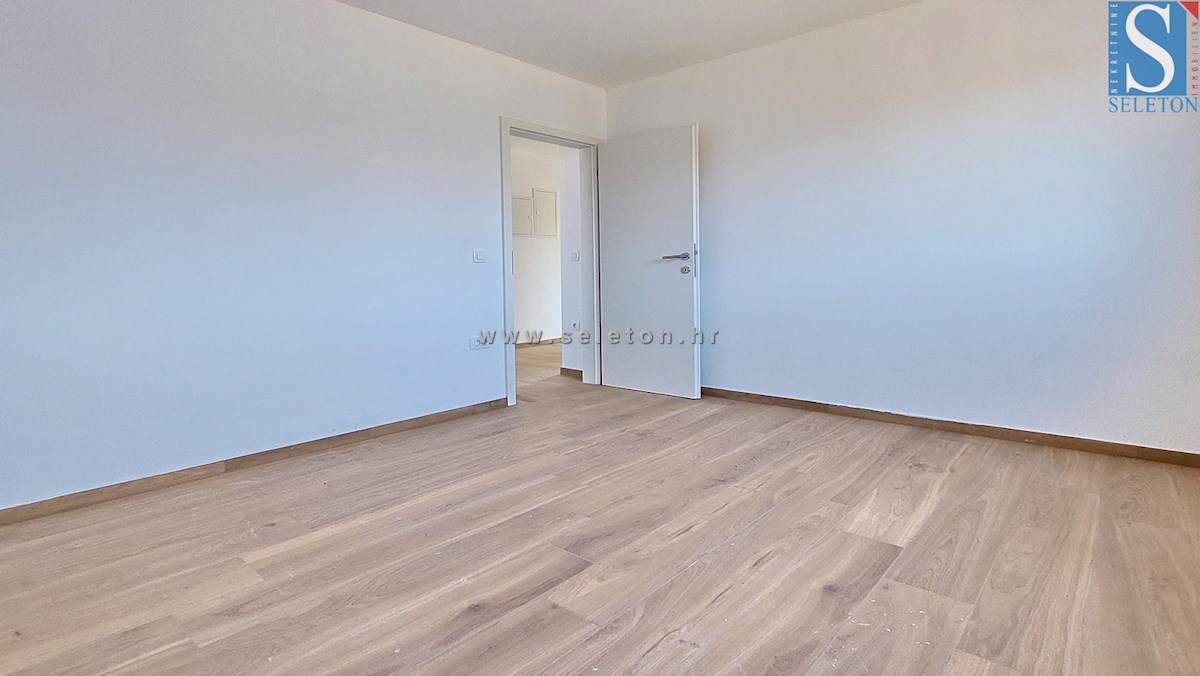 Apartmán Na predaj - ISTARSKA POREČ