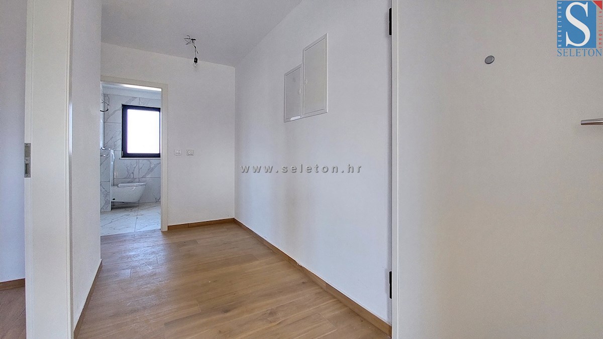 Apartmán Na predaj - ISTARSKA POREČ