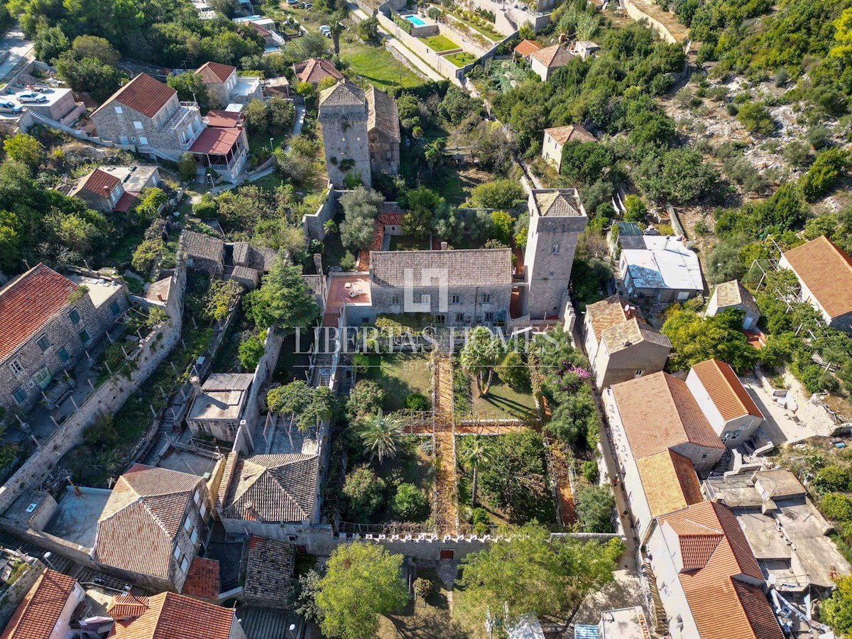 Casa In vendita - DUBROVAČKO-NERETVANSKA DUBROVNIK