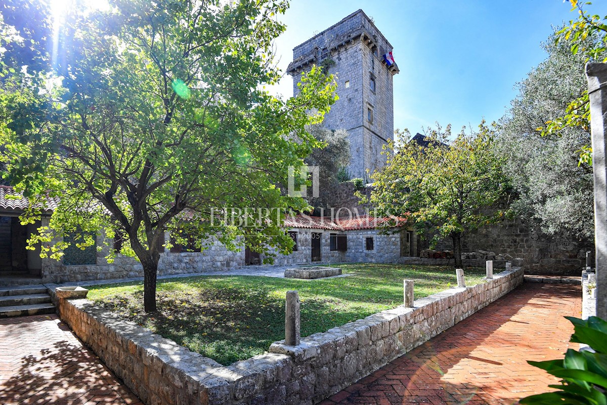 Casa In vendita - DUBROVAČKO-NERETVANSKA DUBROVNIK