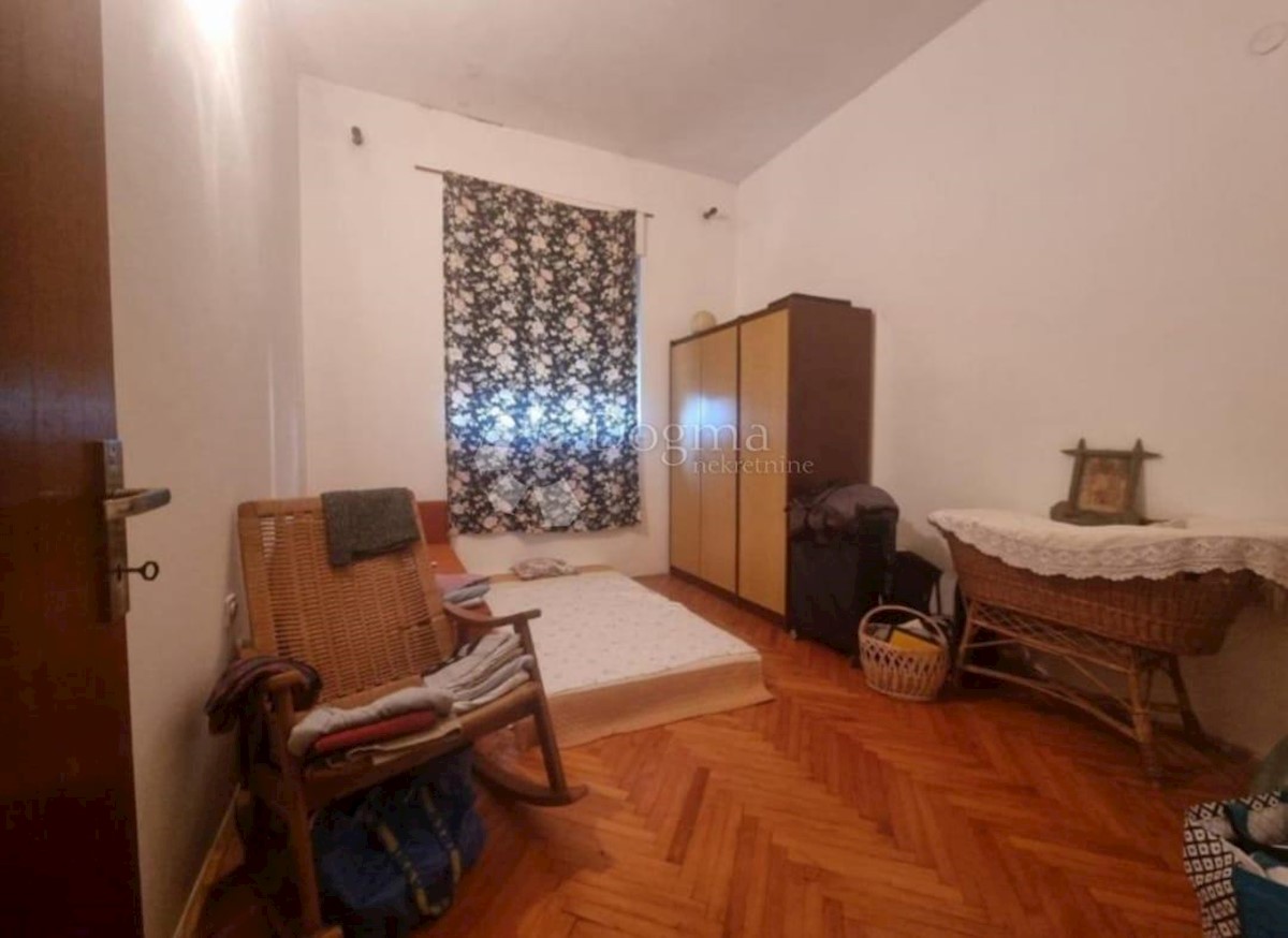 Kuća Na prodaju - PRIMORSKO-GORANSKA NOVI VINODOLSKI