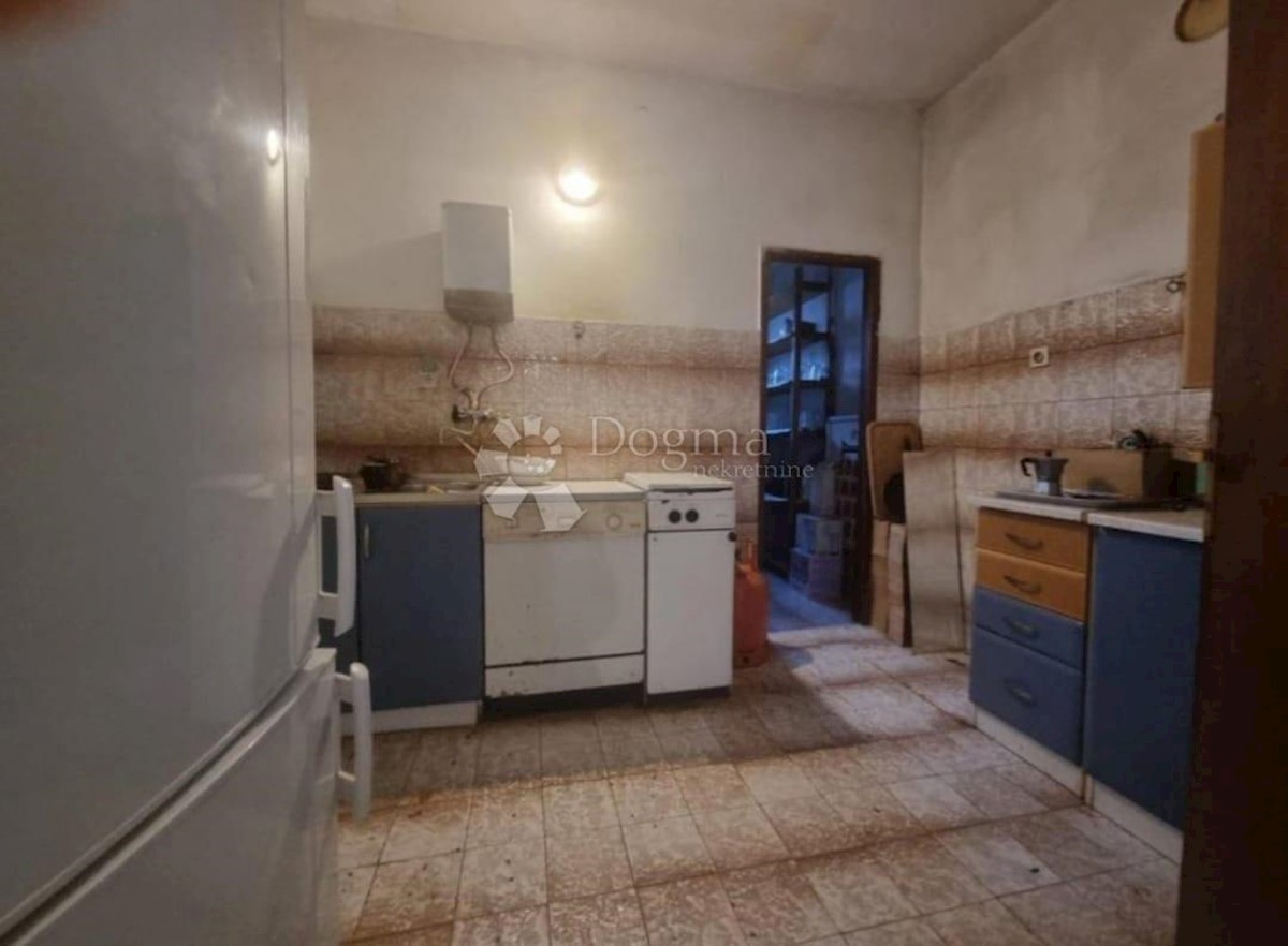 Kuća Na prodaju - PRIMORSKO-GORANSKA NOVI VINODOLSKI