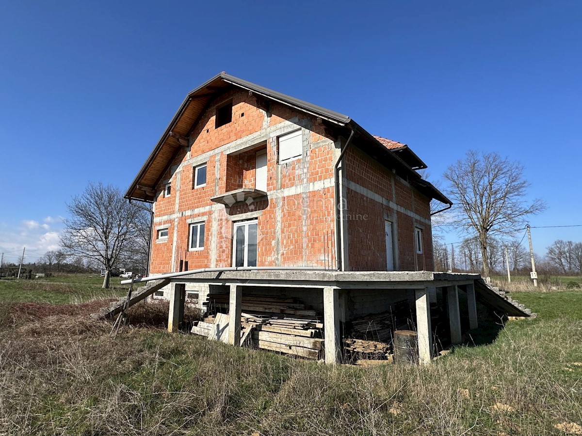 Haus Zu verkaufen - LIČKO-SENJSKA GOSPIĆ