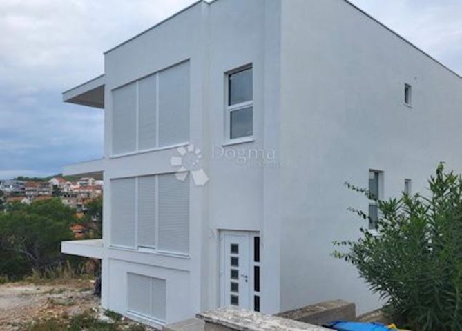 Apartma Na predaj - šibensko-kninska šibenik - foto 2/9