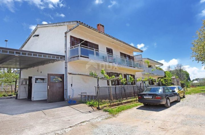 House for sale 435 m² – Antonci