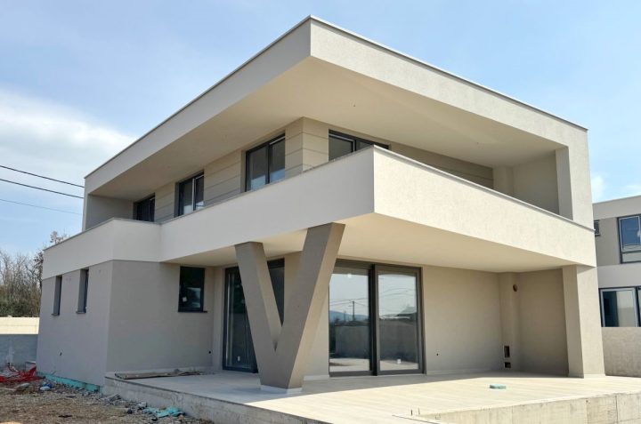 Kuća na prodaju 173 m² – Krk