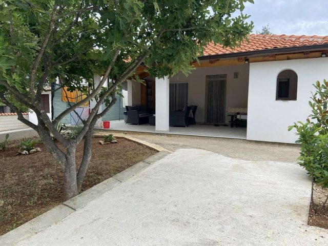 House for sale 60 m² – Kavran