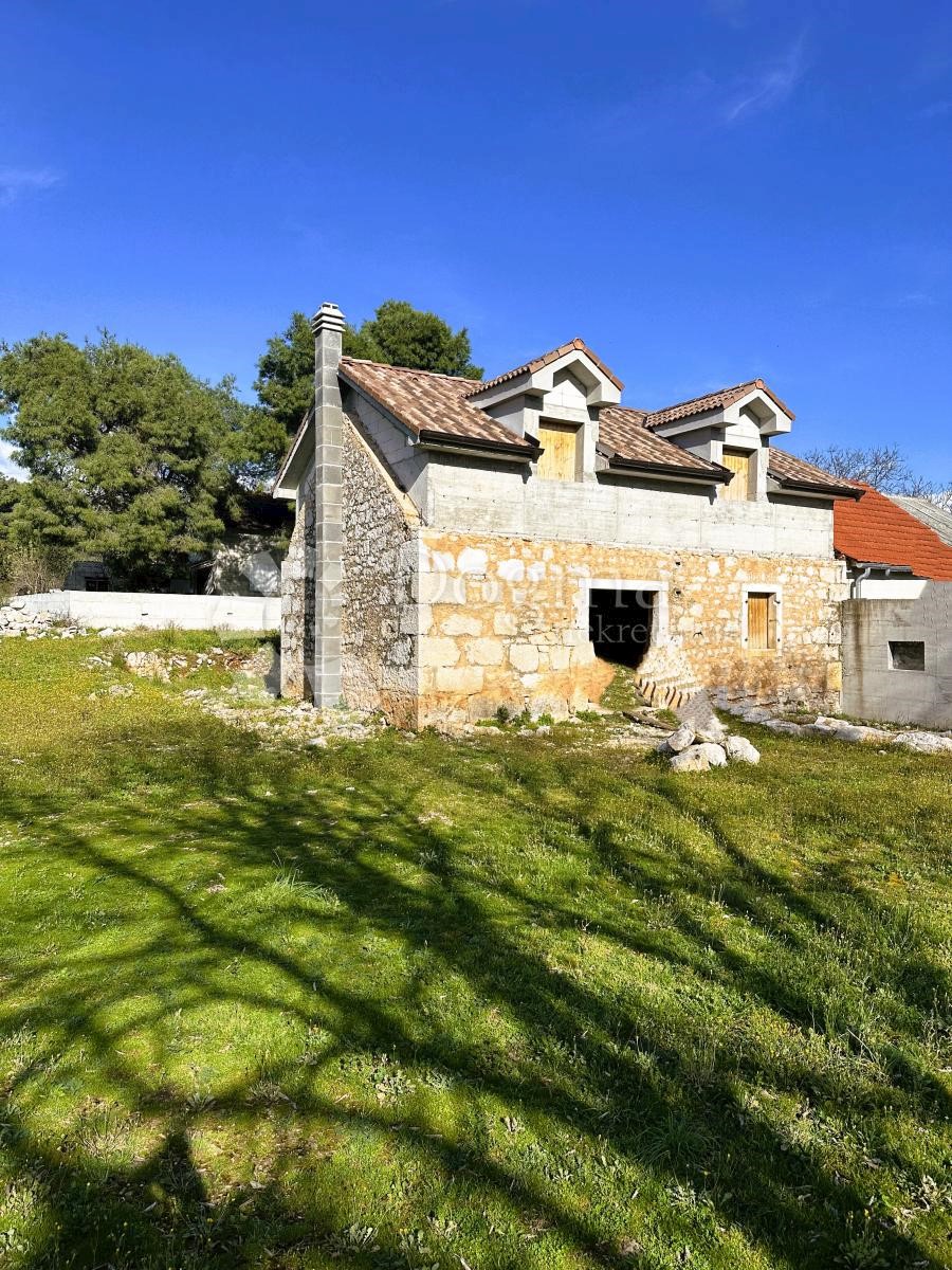 Casa In vendita - ŠIBENSKO-KNINSKA ŠIBENIK