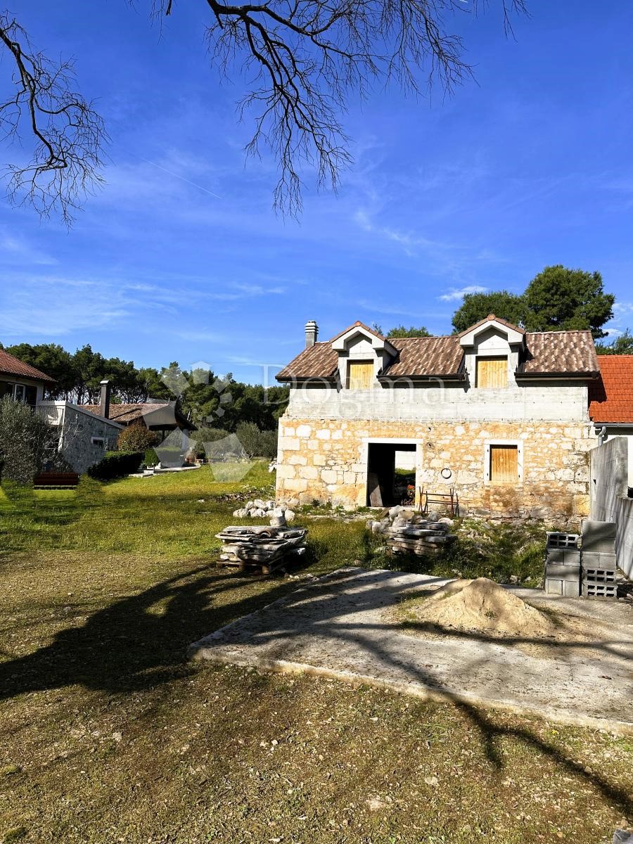 Casa In vendita - ŠIBENSKO-KNINSKA ŠIBENIK