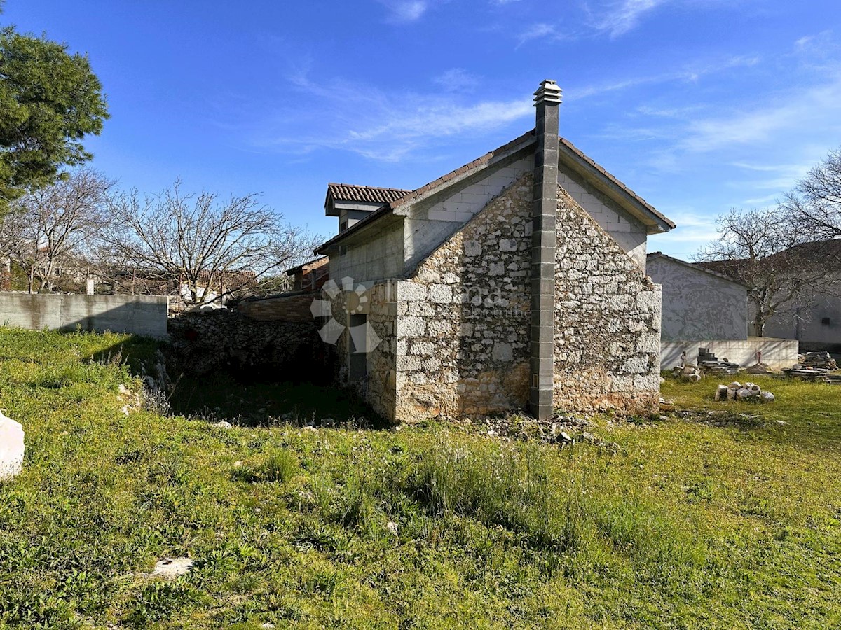 Dom Na predaj - ŠIBENSKO-KNINSKA ŠIBENIK