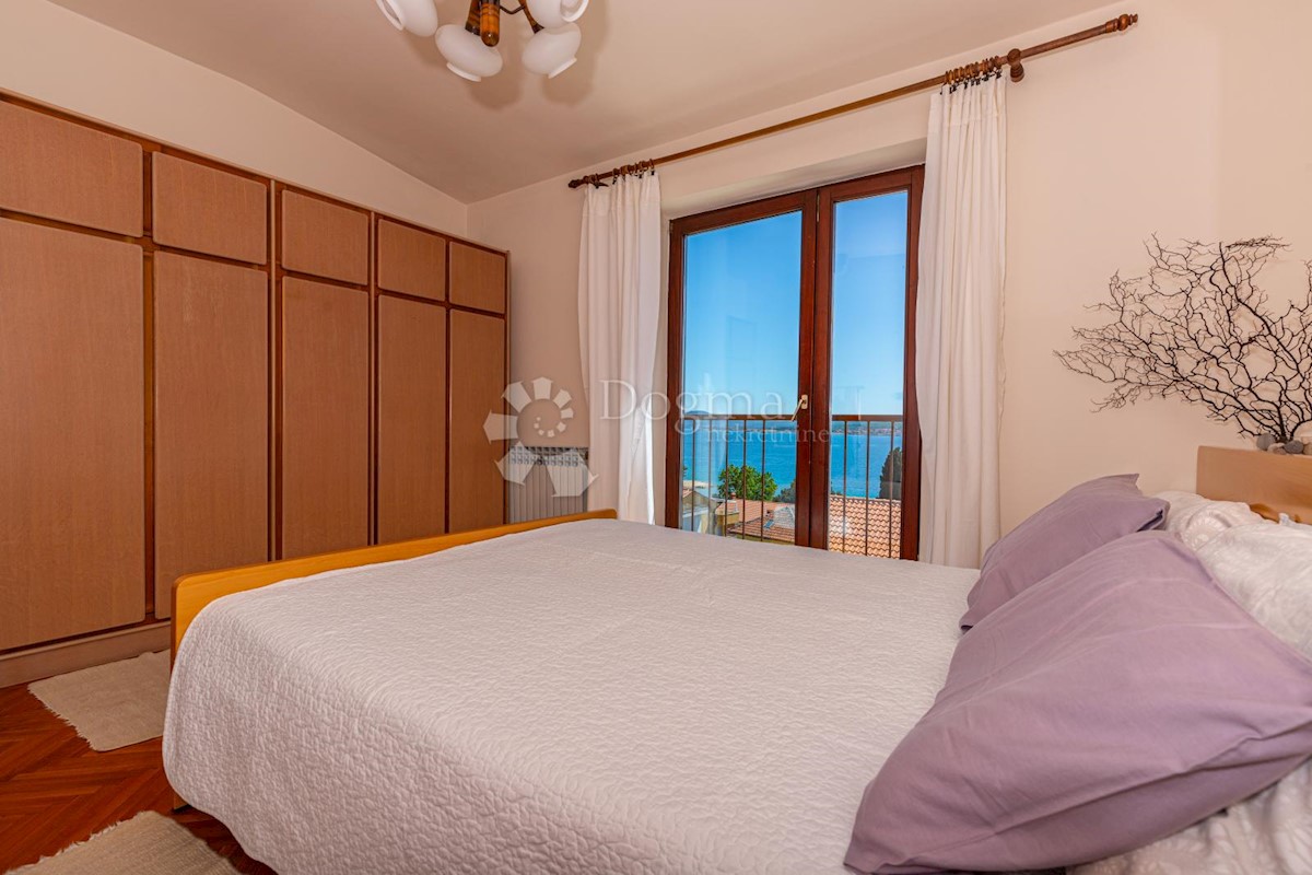 Stan Na prodaju - PRIMORSKO-GORANSKA CRIKVENICA