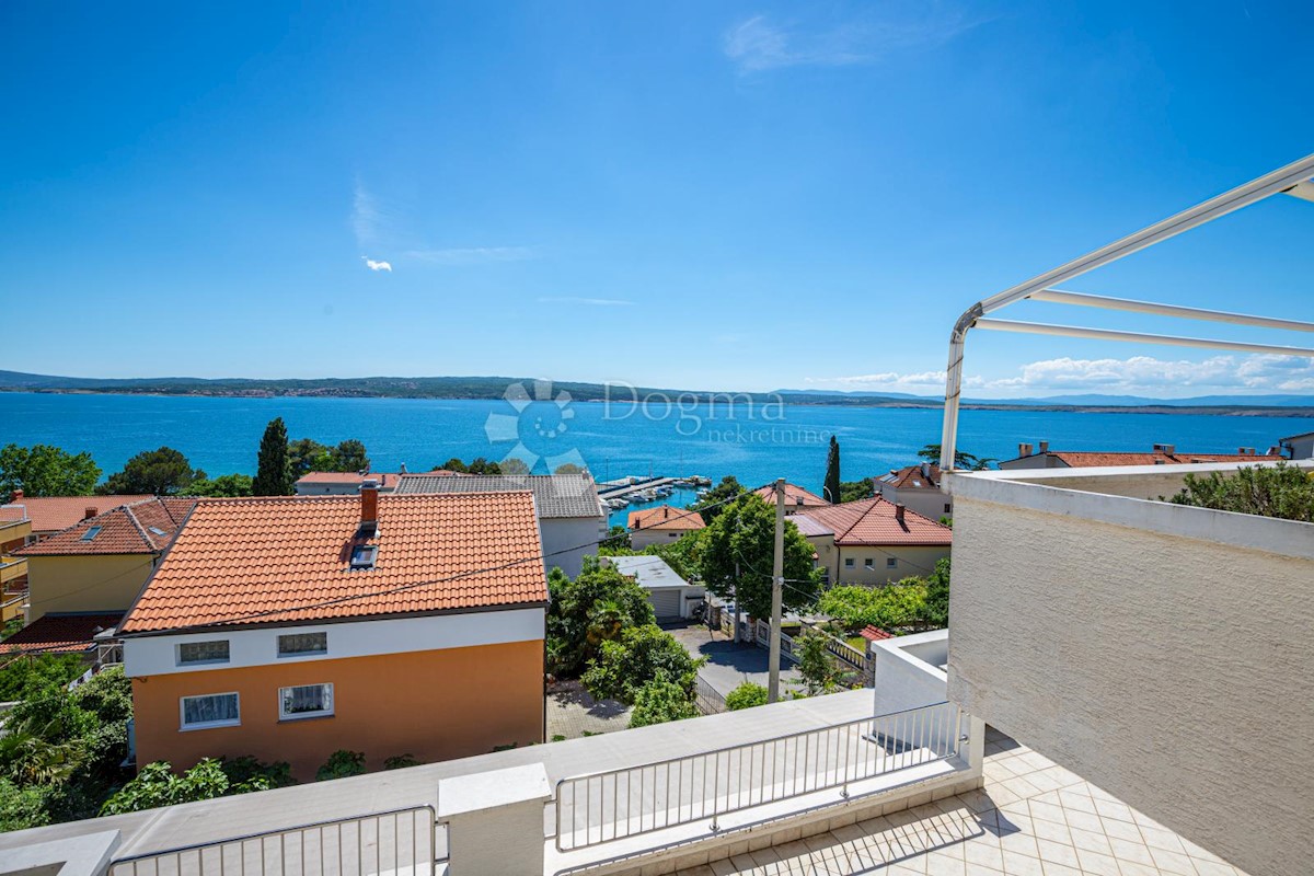 Stan Na prodaju - PRIMORSKO-GORANSKA CRIKVENICA