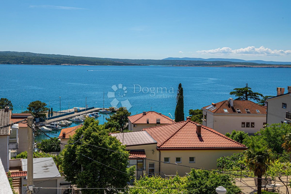 Stan Na prodaju - PRIMORSKO-GORANSKA CRIKVENICA