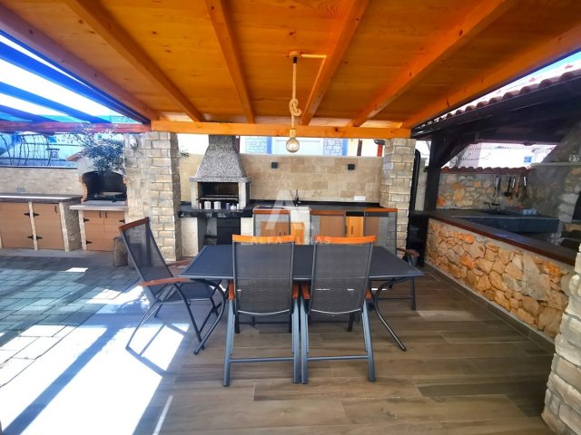 Apartmán na prodej 100 m² – Krk