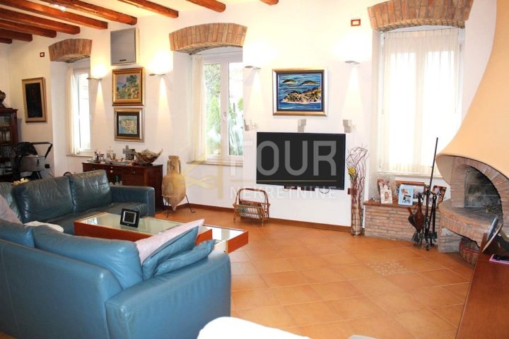 Maison à vendre 230 m² – Zamet