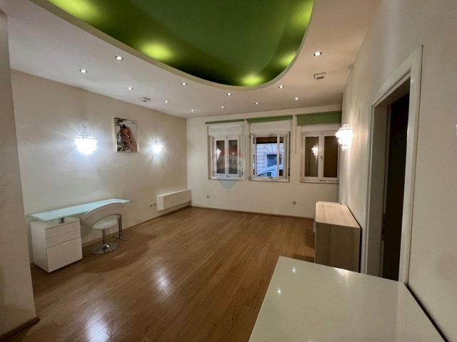 Commerciale da affittare 48 m² – Rijeka