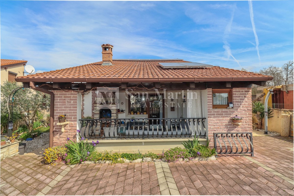 Haus Zu verkaufen - Istarska Poreč - foto 1/27