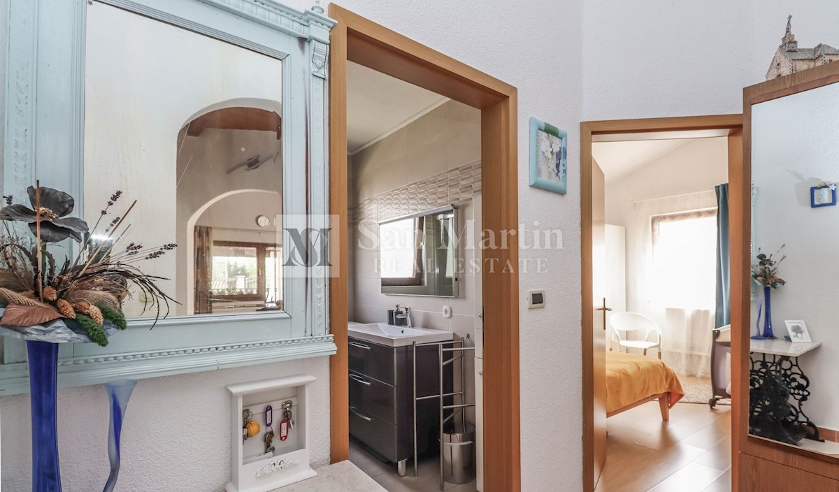 Haus Zu verkaufen - ISTARSKA POREČ