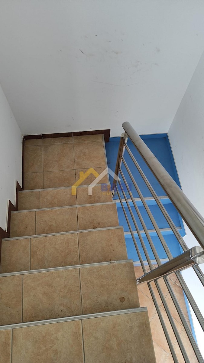 Maison À louer - GRAD ZAGREB ZAGREB