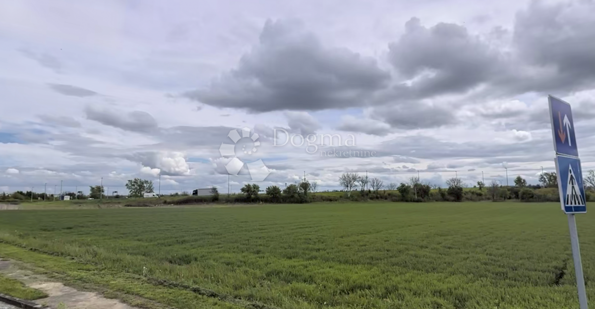 Terreno In vendita - GRAD ZAGREB ZAGREB