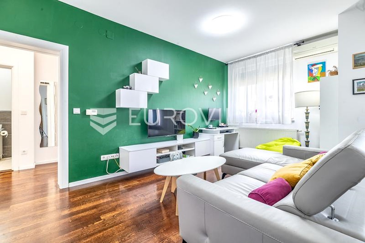 Apartmán Na predaj - GRAD ZAGREB ZAGREB