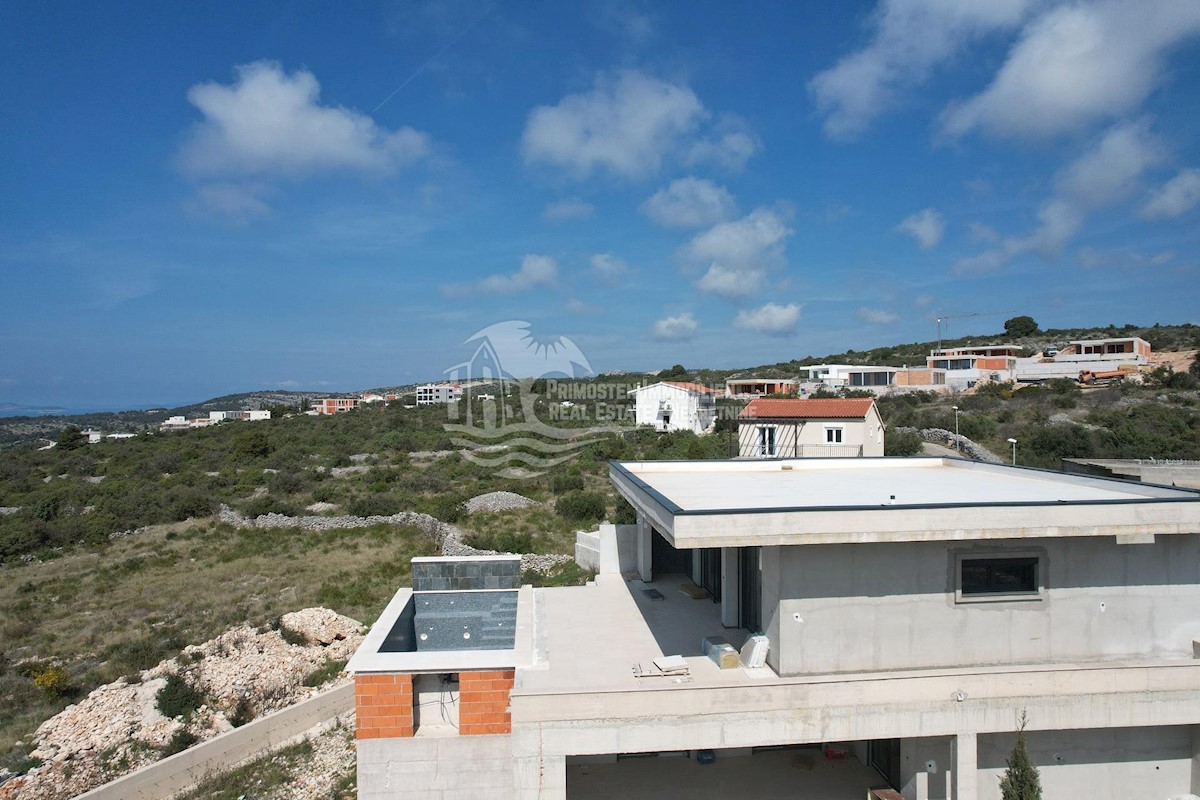 Haus Zu verkaufen - ŠIBENSKO-KNINSKA PRIMOŠTEN